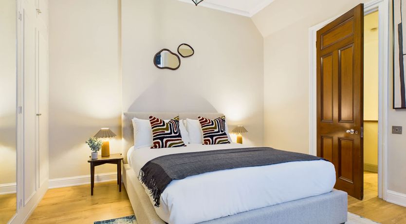 Photo of Knightsbridge Elegance