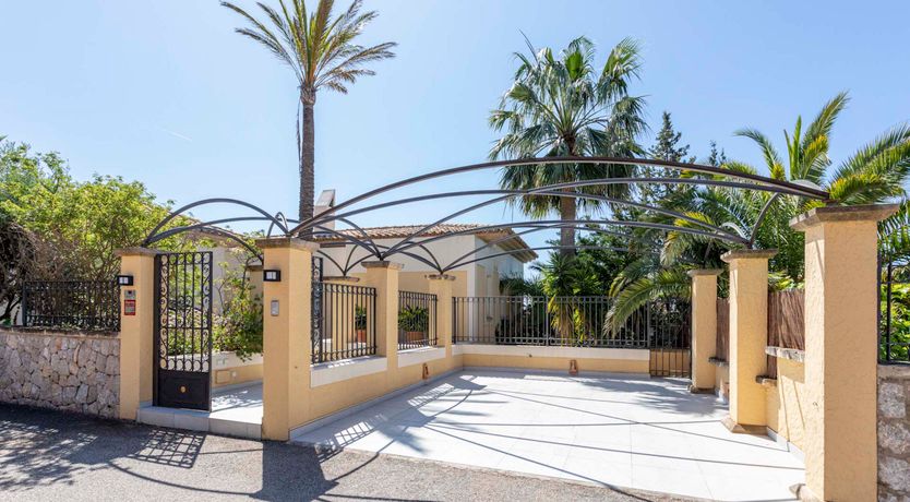 Photo of Shimmer Bay