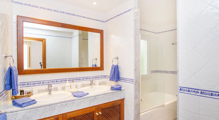 Photo of Shimmer Bay