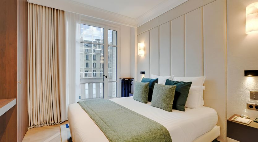 Photo of Paris Jewel