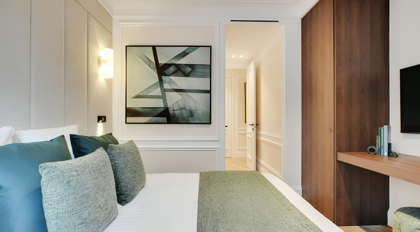 Photo of Paris Jewel