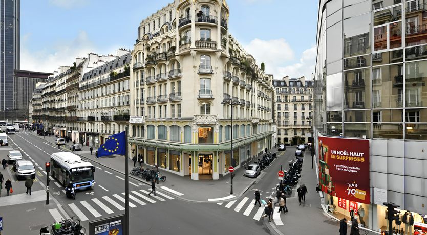 Photo of Paris Jewel