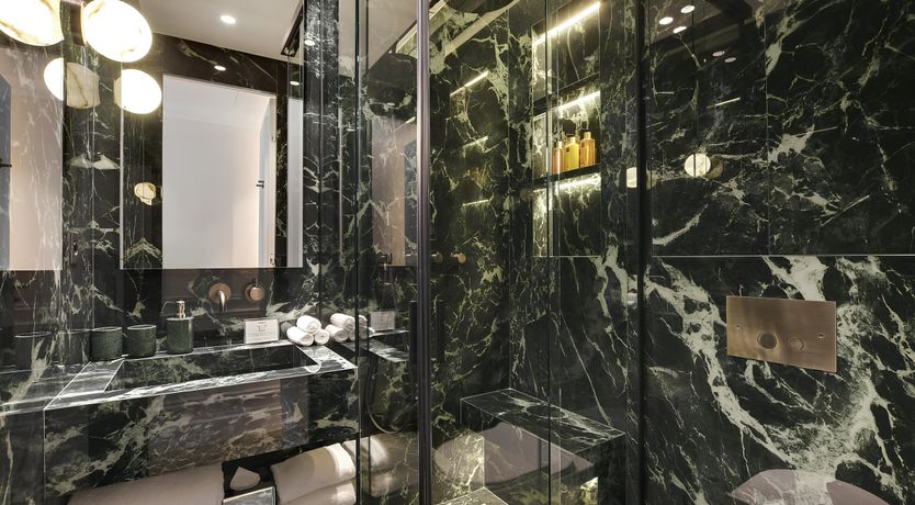 Photo of Paris Jewel