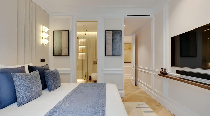 Photo of Paris Jewel