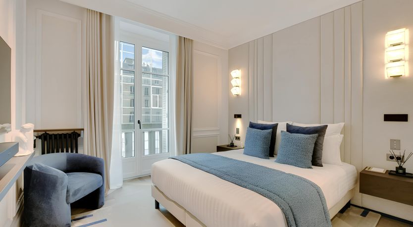 Photo of Paris Jewel