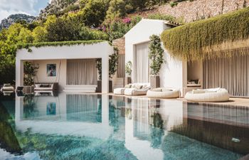 Ibiza Sunrise Holiday Home