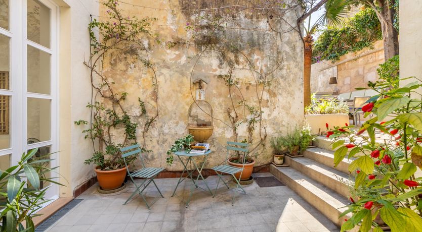 Photo of Tangerine & Turquoise