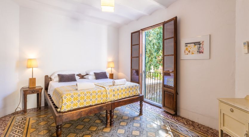 Photo of Tangerine & Turquoise