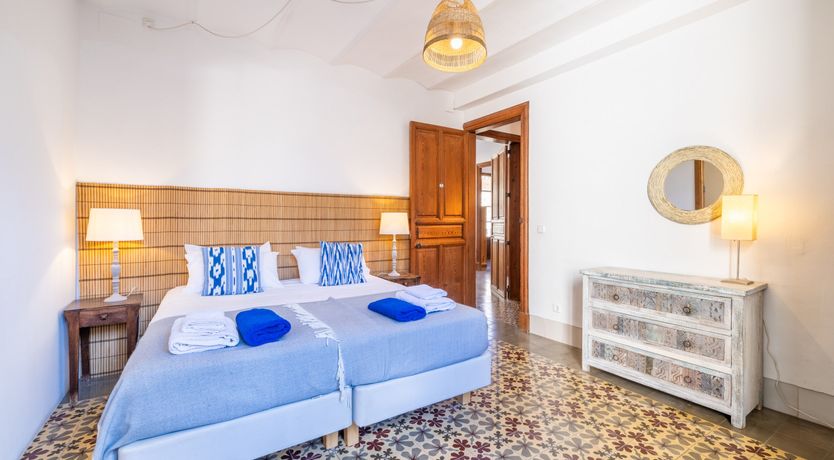 Photo of Tangerine & Turquoise