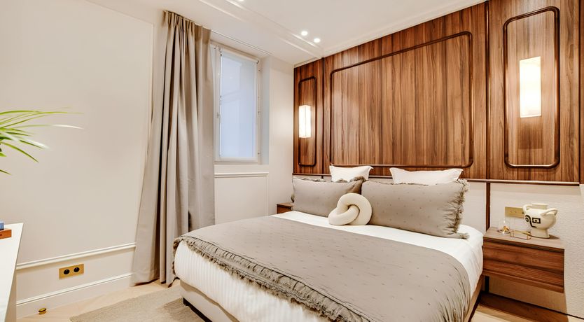 Photo of Jewel of the City