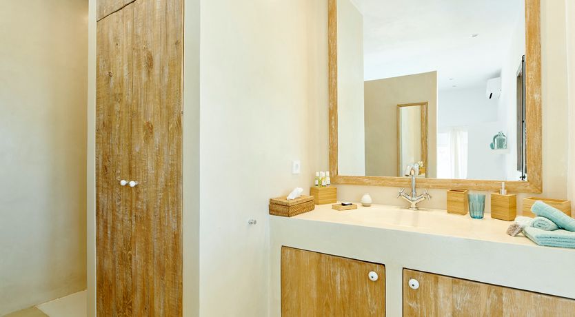 Photo of Ibiza Sea Breeze