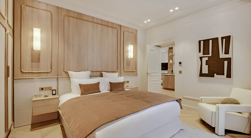 Photo of Parisian Scene