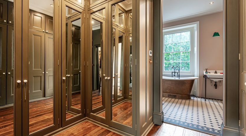 Photo of The Artist Dreams