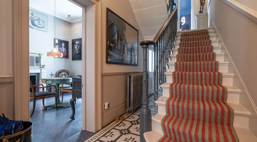 Photo of The Artist Dreams