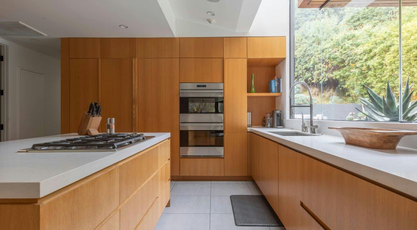 Photo of Laurel Luxe