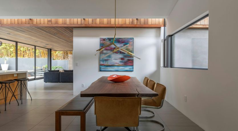 Photo of Laurel Luxe