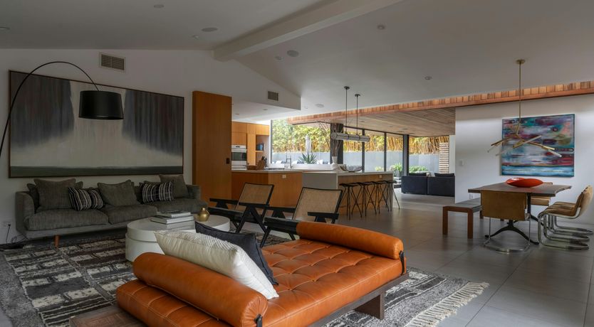 Photo of Laurel Luxe