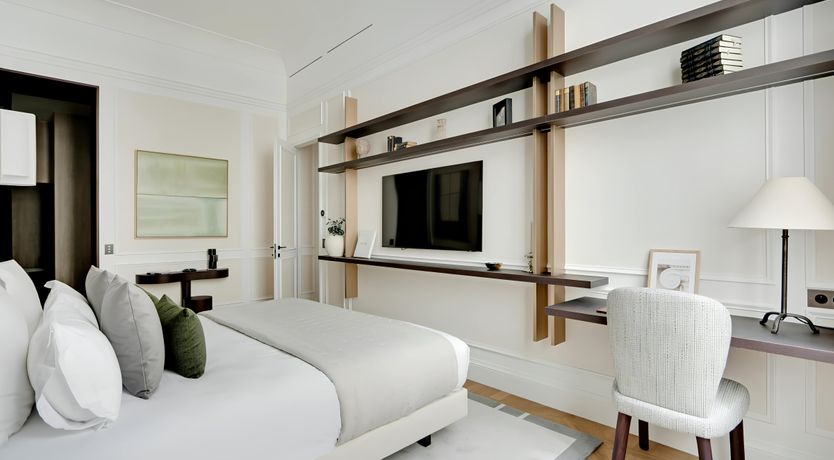 Photo of The Haussmannian