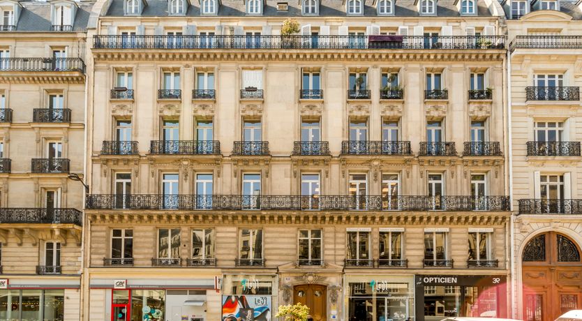 Photo of Chandelier Glamour