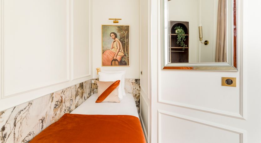 Photo of Chandelier Glamour