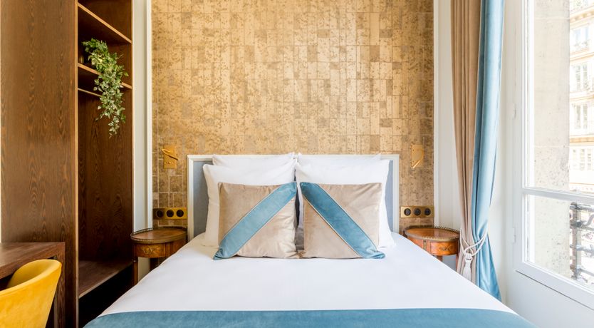 Photo of Chandelier Glamour