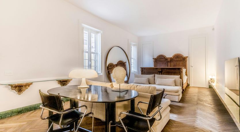 Photo of The Roman Pyramid