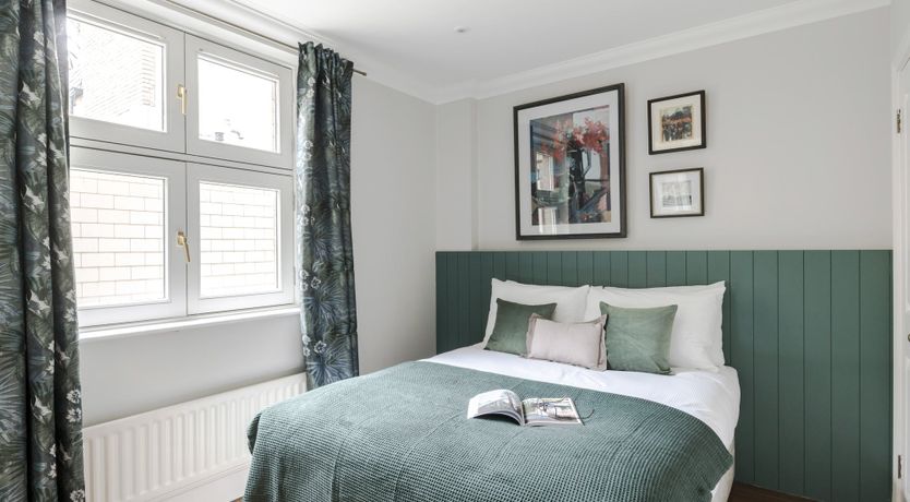 Photo of Zodiac Court