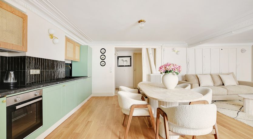 Photo of Almond Cream