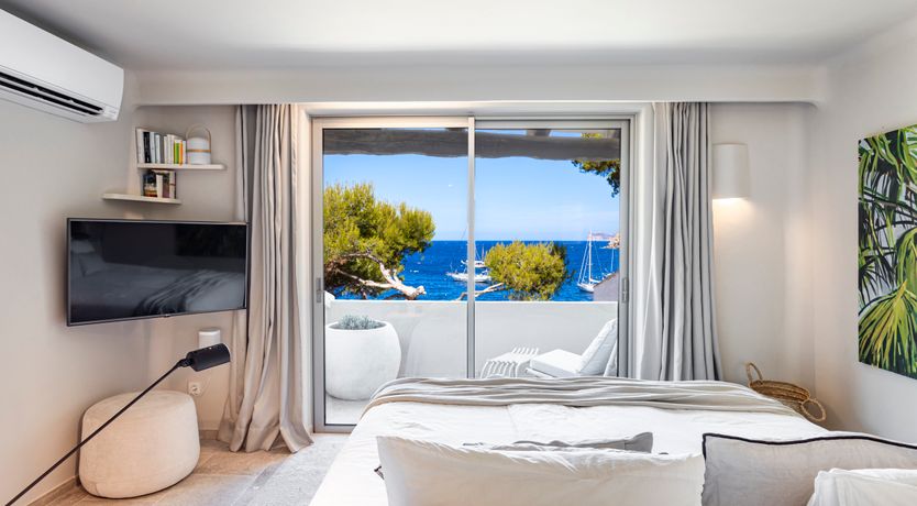 Photo of White Tides