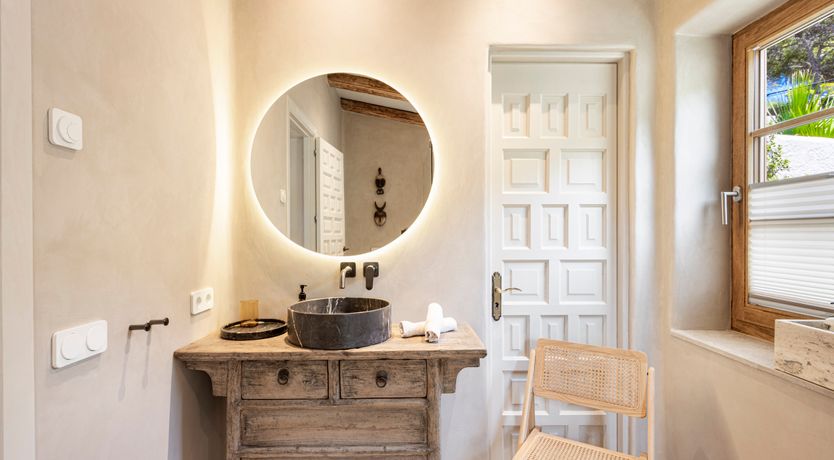 Photo of White Tides