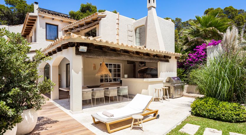 Photo of White Tides