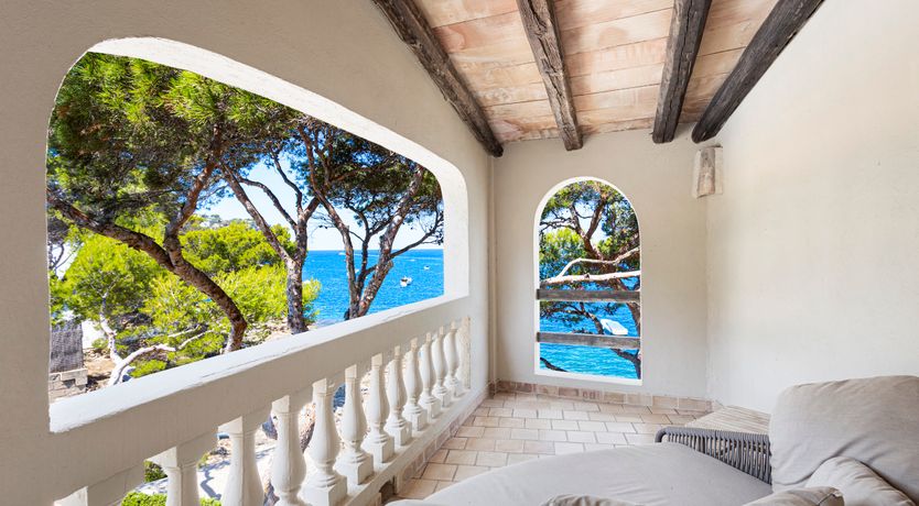 Photo of White Tides