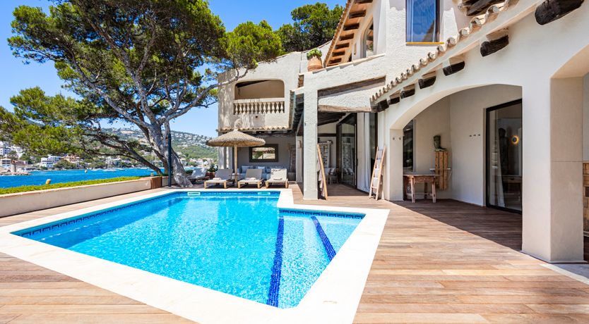 Photo of White Tides