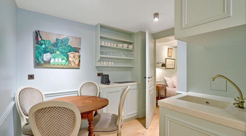 Photo of La Favorite