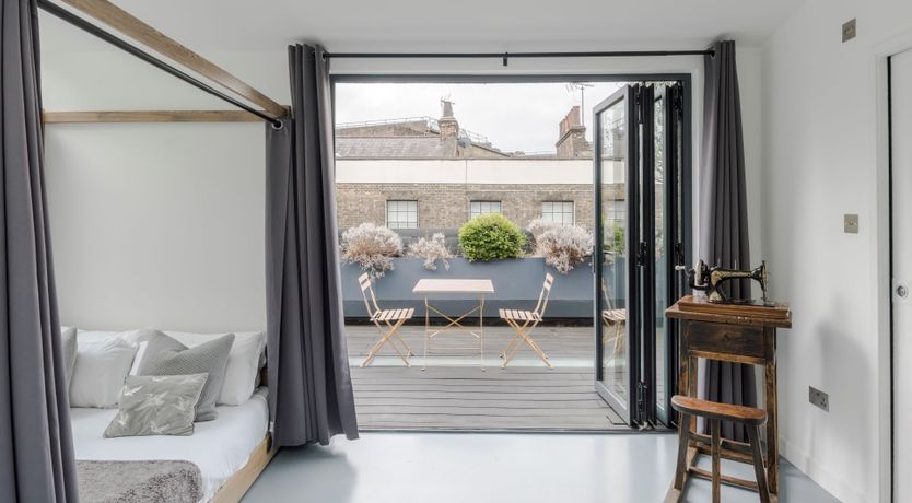 Photo of The Borough Bridge