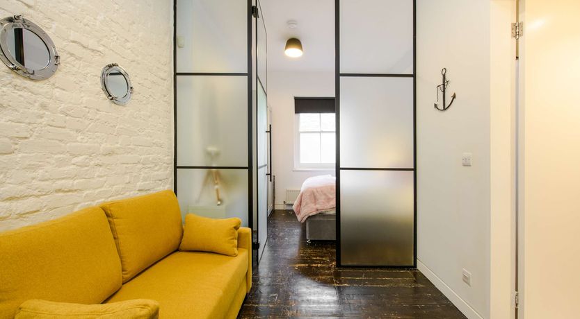 Photo of The Borough Bridge