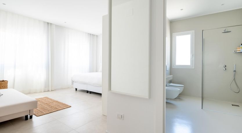 Photo of Lemons & Sunshine