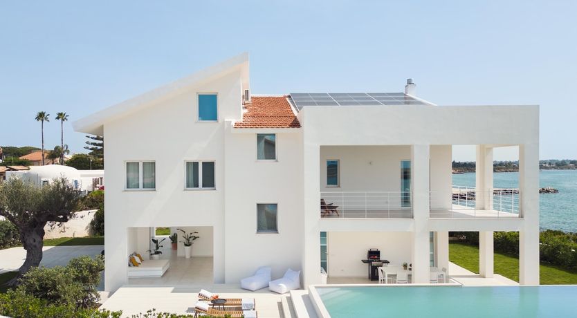 Photo of Lemons & Sunshine