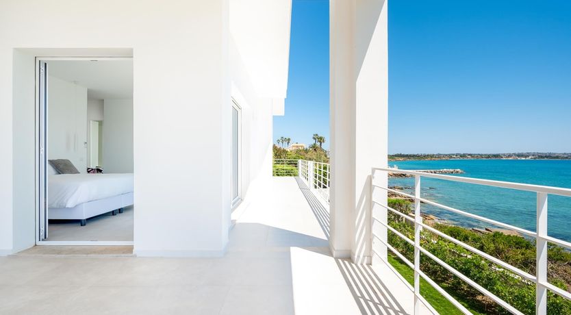 Photo of Lemons & Sunshine