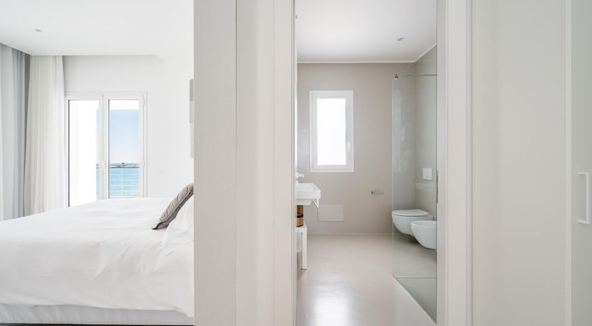 Photo of Lemons & Sunshine