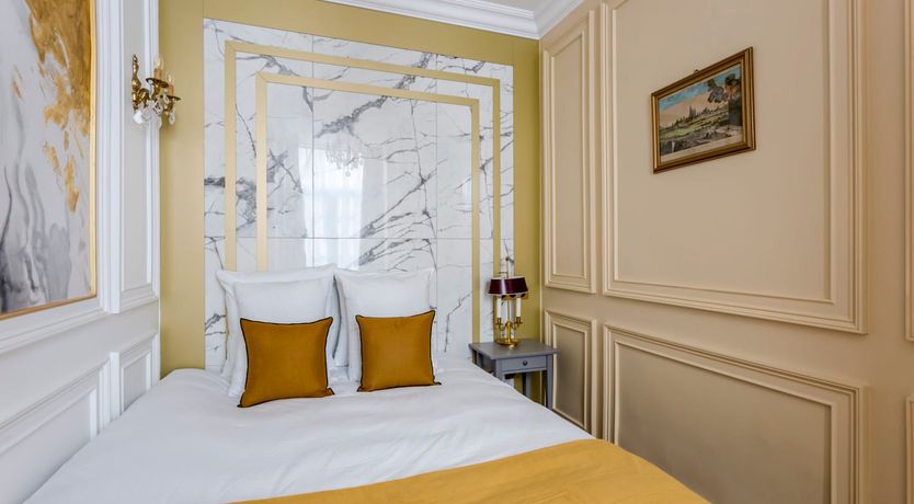 Photo of Born To Shop