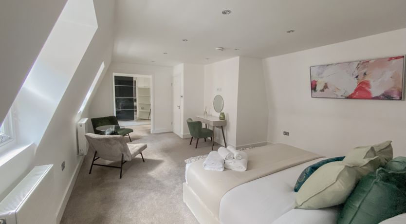 Photo of Kensington Hideaway