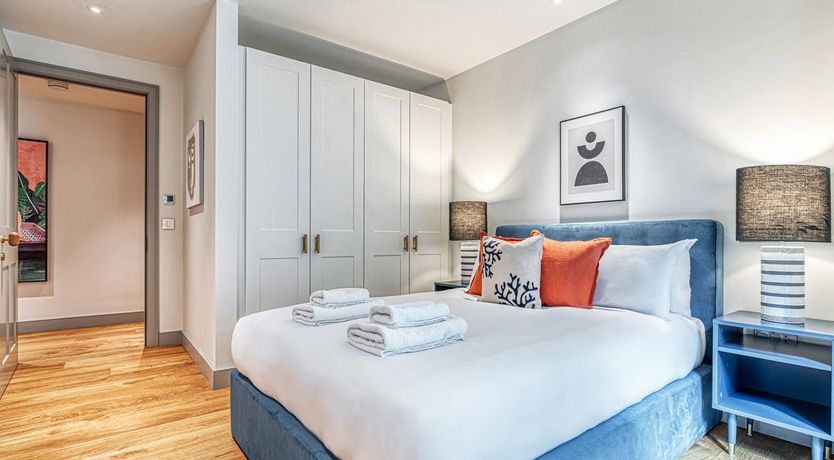 Photo of The Velvet Moon