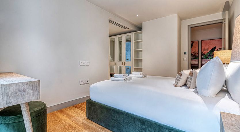 Photo of The Velvet Moon