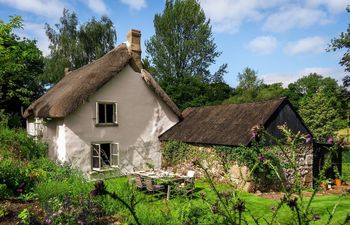 The Fairy Children Holiday Home