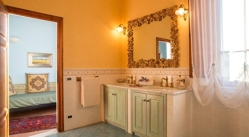 Photo of Tuscan Liberty