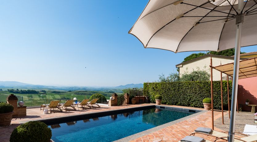 Photo of Tuscan Liberty