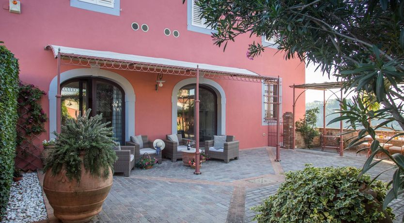 Photo of Tuscan Liberty