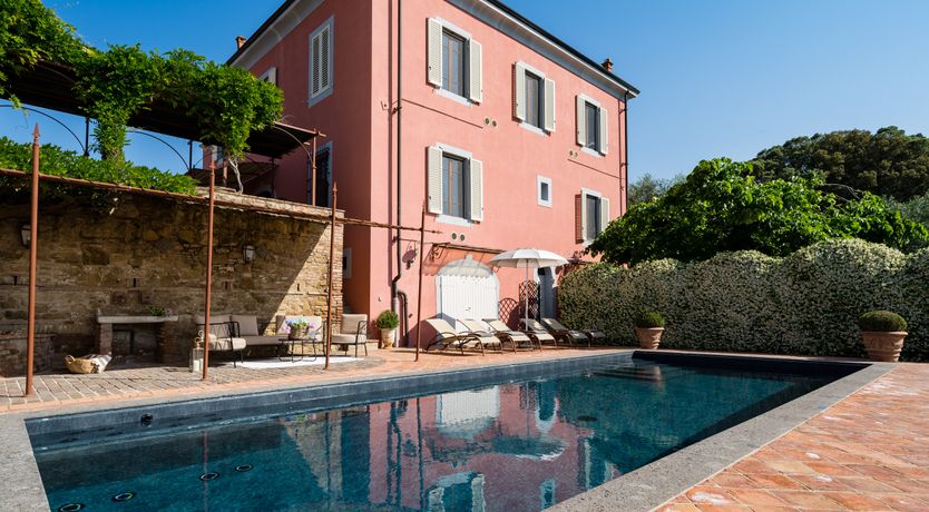 Photo of Tuscan Liberty