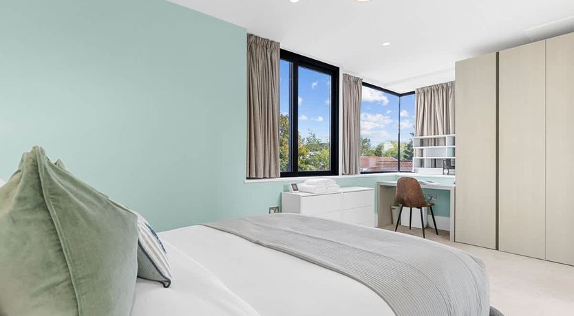 Photo of Clapham Moon